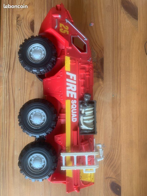 Voiture de pompiers (image 3)