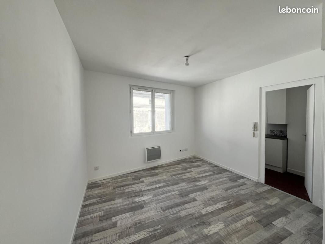 Appartement a louer angouleme - 1 pièce(s) - 28 m2 - Surfyn