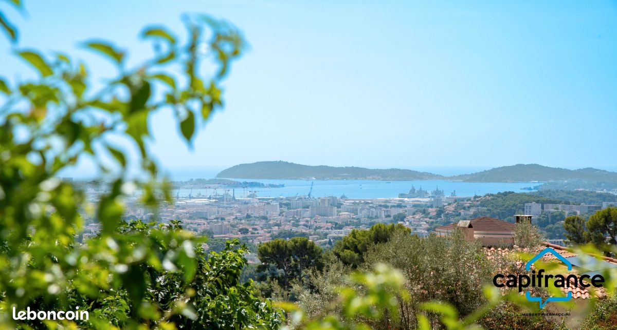 Maison 6 pièces 157 m² · à Toulon · 157 m² · 579 000 €
