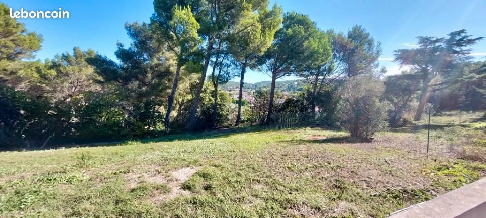 Terrain 400 m² · à Ensuès-la-Redonne · 330 000 €