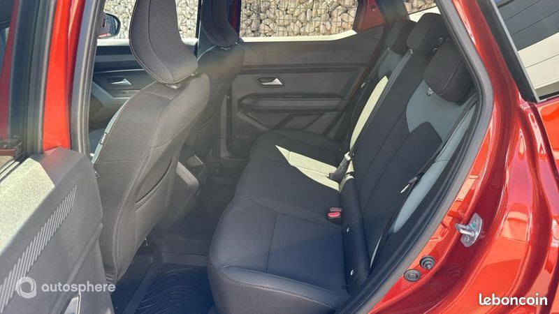 Dacia Duster 1.8 hybrid 155ch Extreme (image 13)