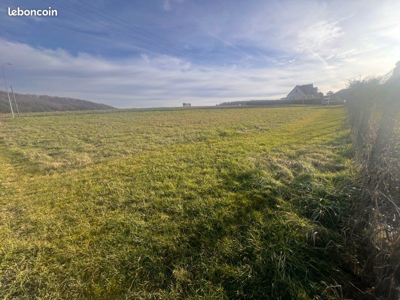 Terrain constructible proche tonnerre · à Tronchoy · 10 800 €