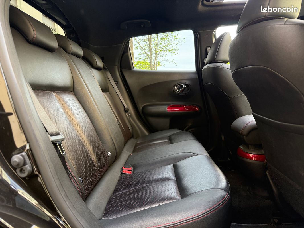 Nissan Juke 1.2 DIG-T 115cv Black Edition (image 11)