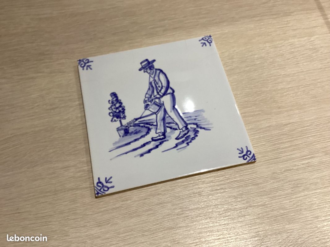 4 carreaux anciens DELF. Bleu (image 8)