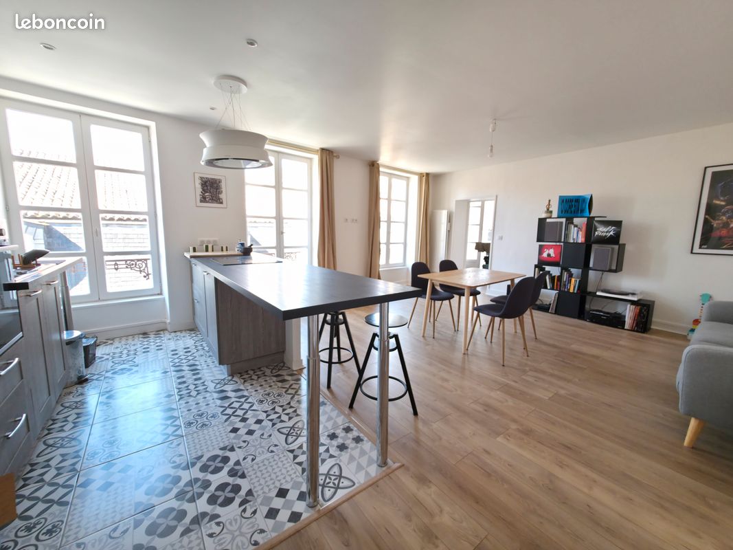 Appartement 2 pièces 50 m² · à Poitiers · 50,5 m² · 159 000 €