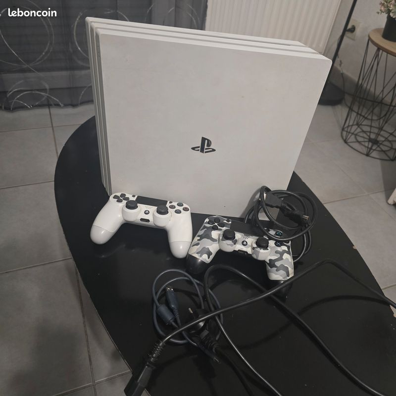 Ps4 pro (image 1)