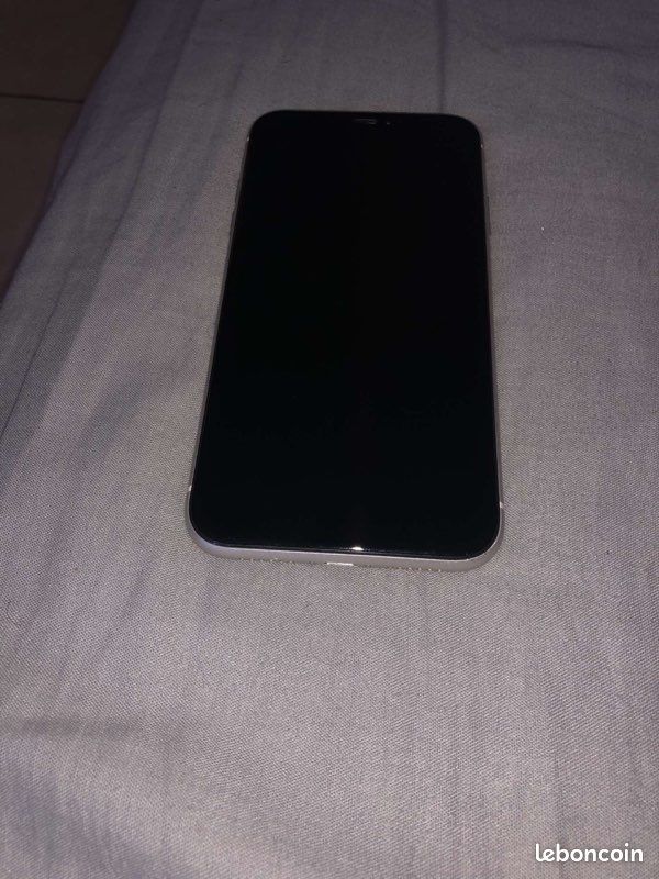 IPhone 11 (image 7)