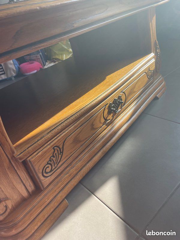 Table en bois massif (image 2)