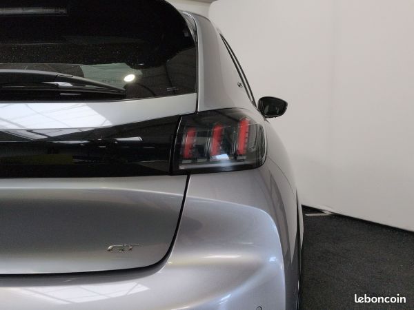 Peugeot 208 GT PureTech 100 S&S EAT8 (image 12)