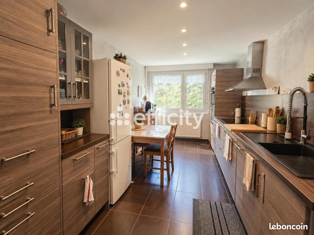 Appartement 4 pièces 98 m² · à Mutzig · 98 m² · 200 000 €