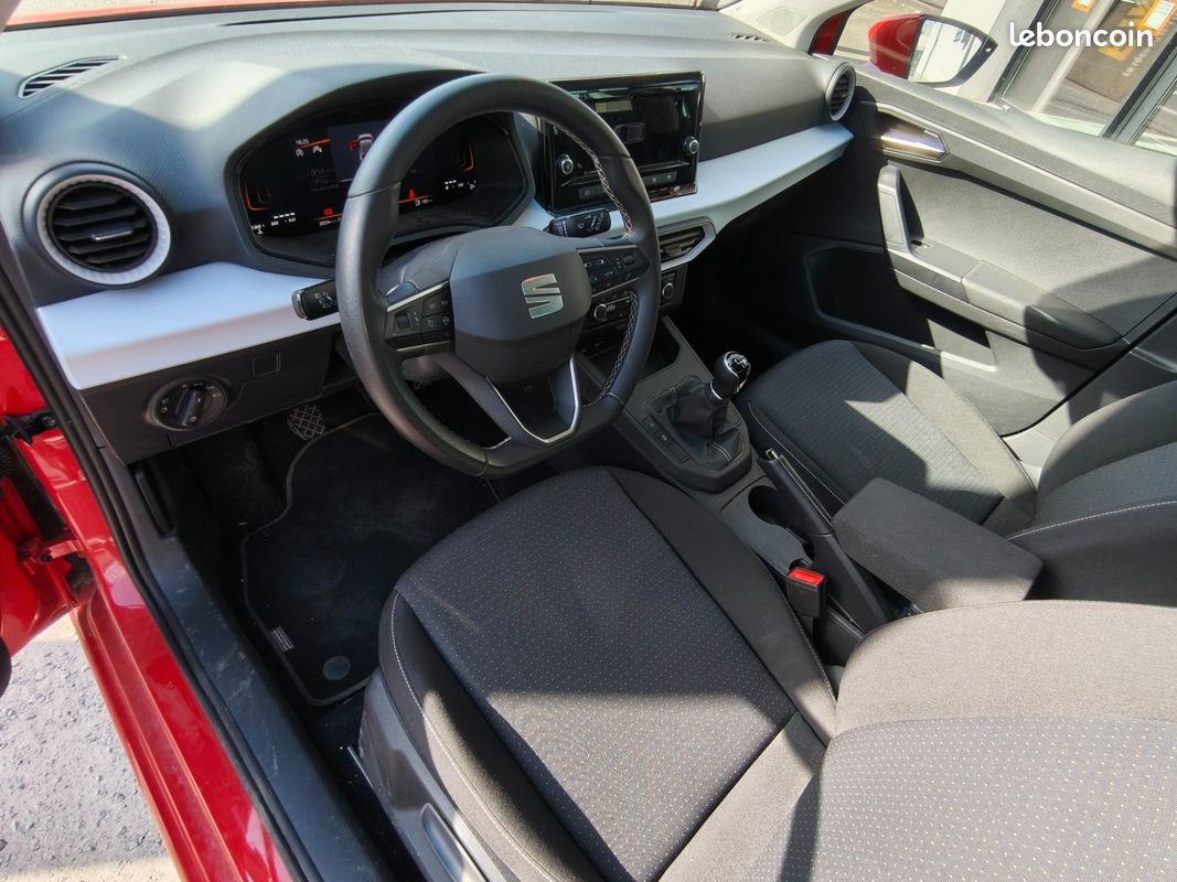 SEAT IBIZA 1.0 TSI 115 CH COPA / GARANTIE SEAT / CARPLAY / CAMERA / FRONT ASSIST / PACKS / START-STOp (image 24)