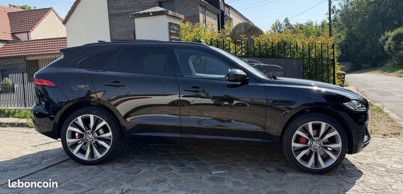 Jaguar F-PACE V6 3.0D 300CH S 4X4 BVA8 (image 5)