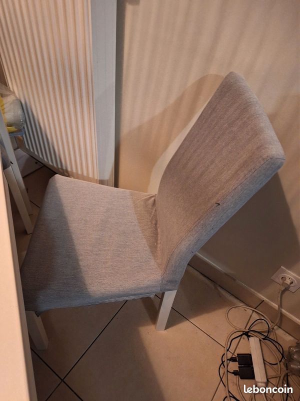 Table extensible et 4 chaises (image 2)