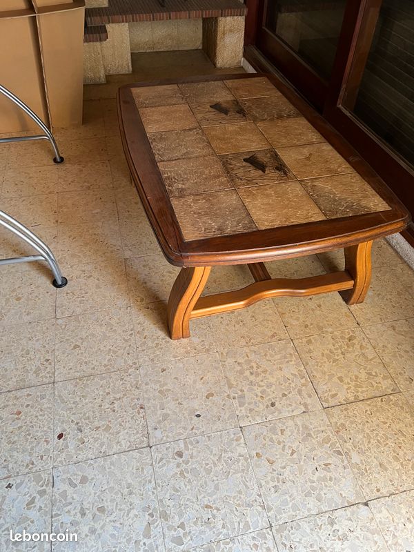 Table de salon (image 1)