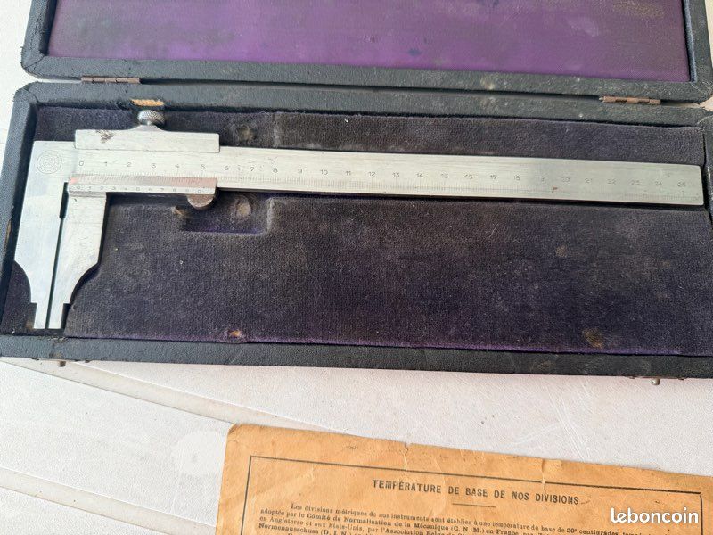 Ancien Pied à Coulisse Dans Son Coffret – Outillage Vintage Sans Marque
