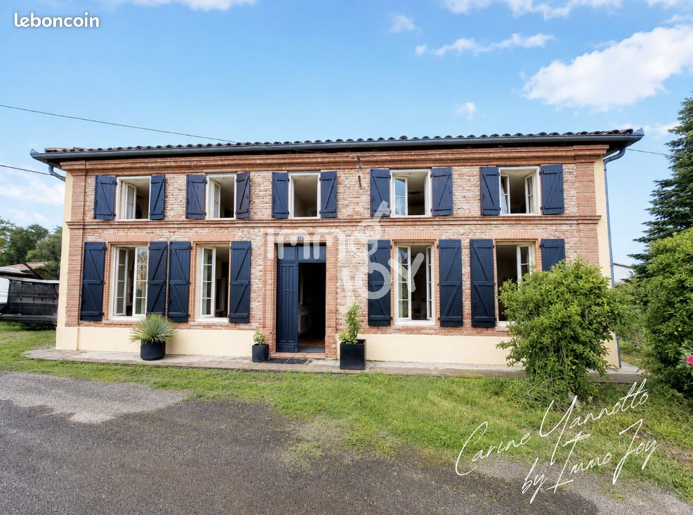 Maison 9 pièces 362 m² · à Fronton · 362 m² · 434 000 €