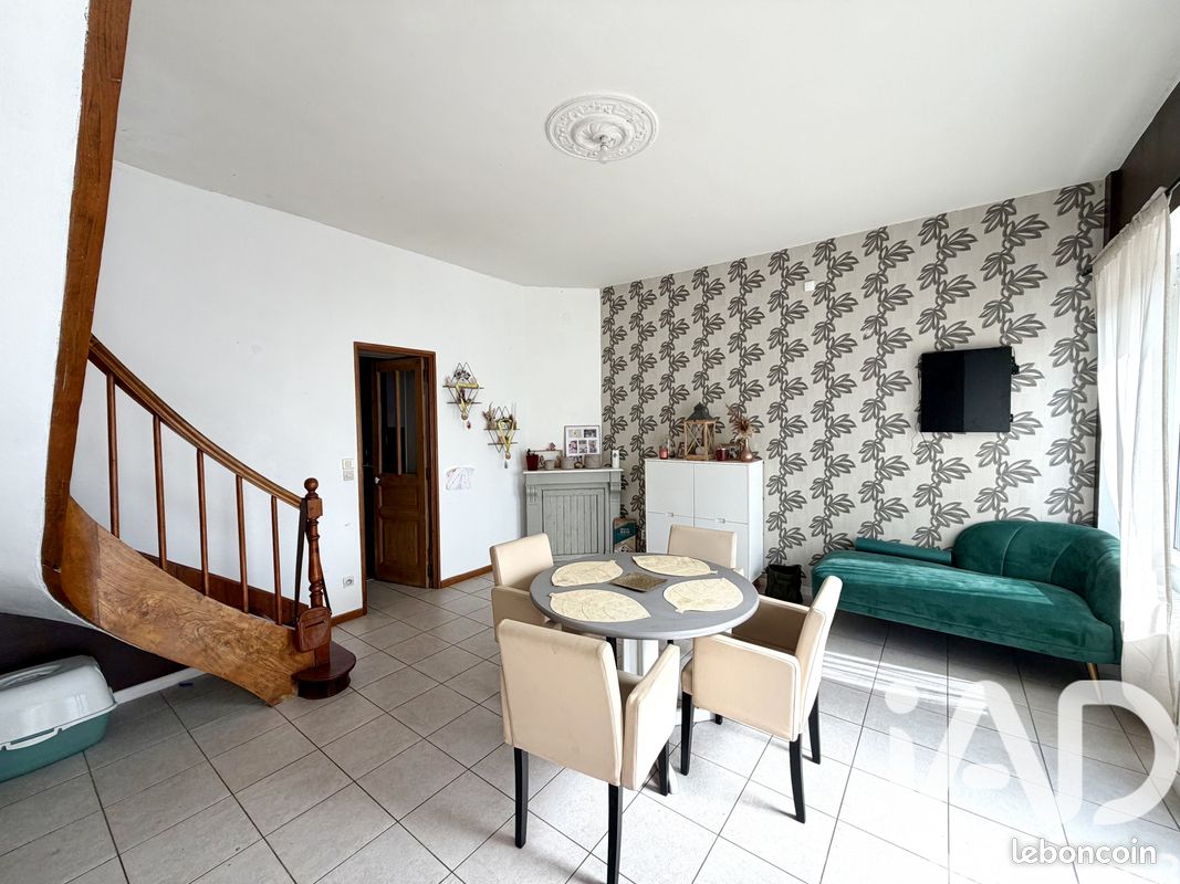 Maison 7 pièces 147 m² · à Donville-les-Bains · 147 m² · 279 000 €