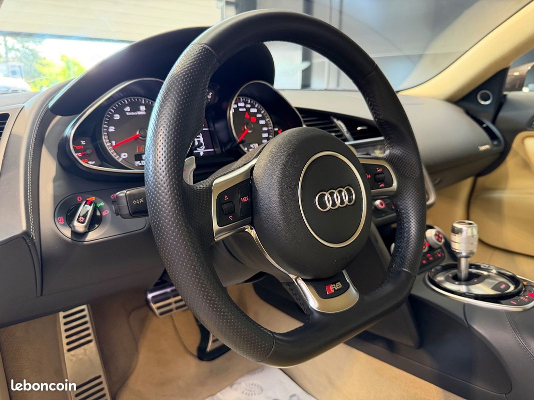 Audi R8 Coupe 4,2L FSI V8 430Ch QUATTRO S-TRONIC PACK CARBONE (image 18)