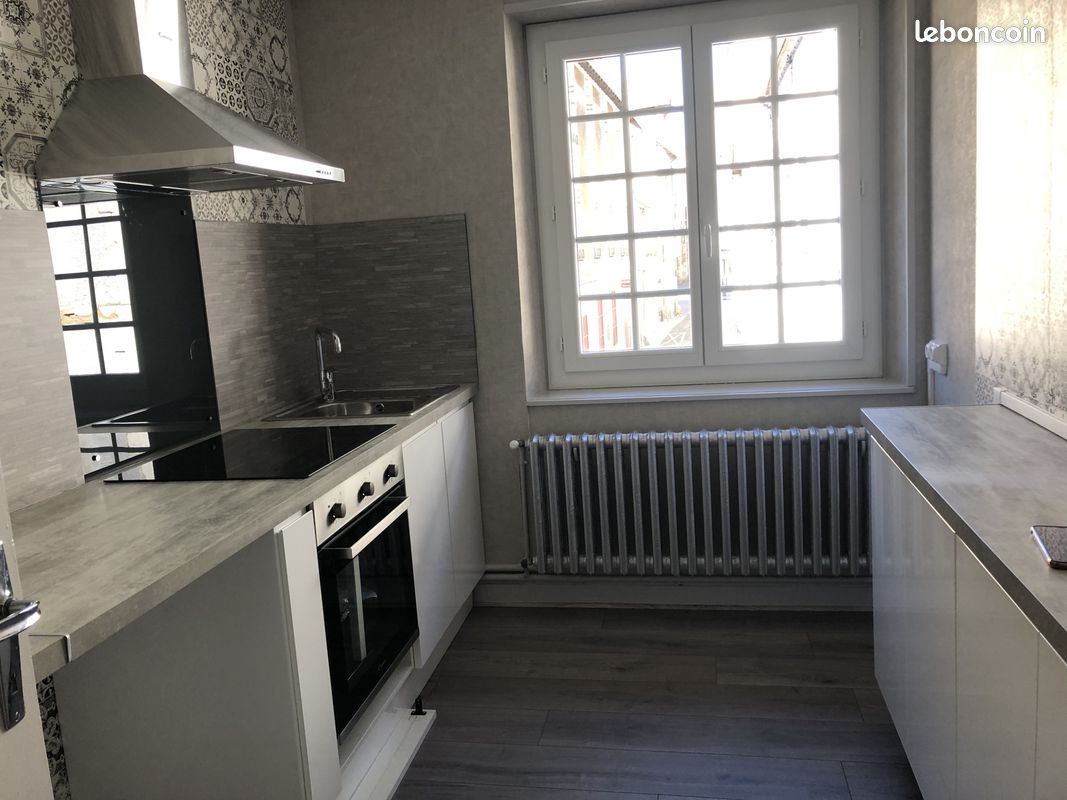Appartement 2 pièces 45 m² · à Montluçon · 45 m² · 450 €/mois