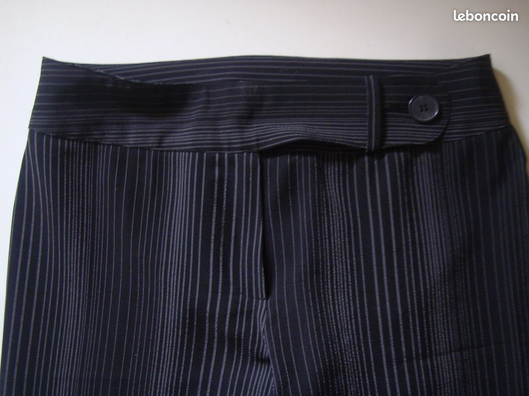 PANTALON à RAYURES NOIR ( NEUF ) (image 2)