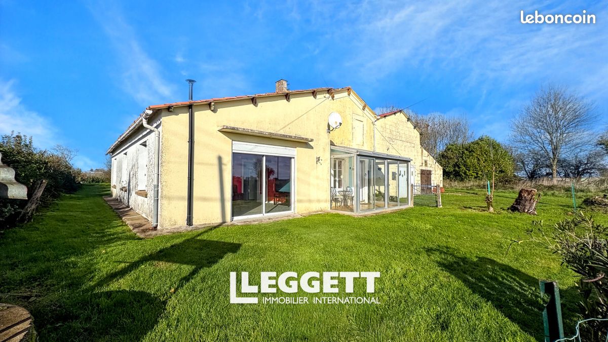 Maison 5 pièces 109 m² · à Vernoux-en-Gâtine · 109 m² · 135 000 €