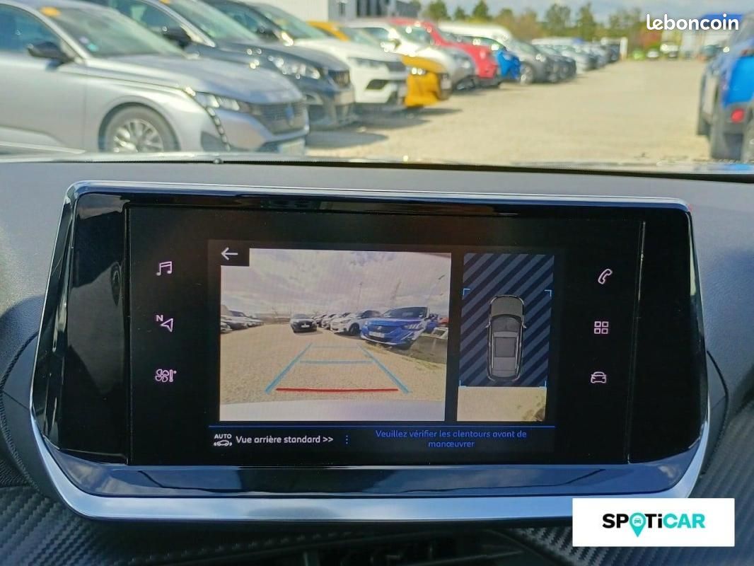 Peugeot 2008 PureTech 100 S&S BVM6 Style (image 17)