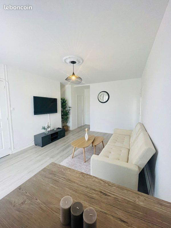 Appartement 4 pièces 78 m² · à Saint-Priest · 78 m² · 176 000 €