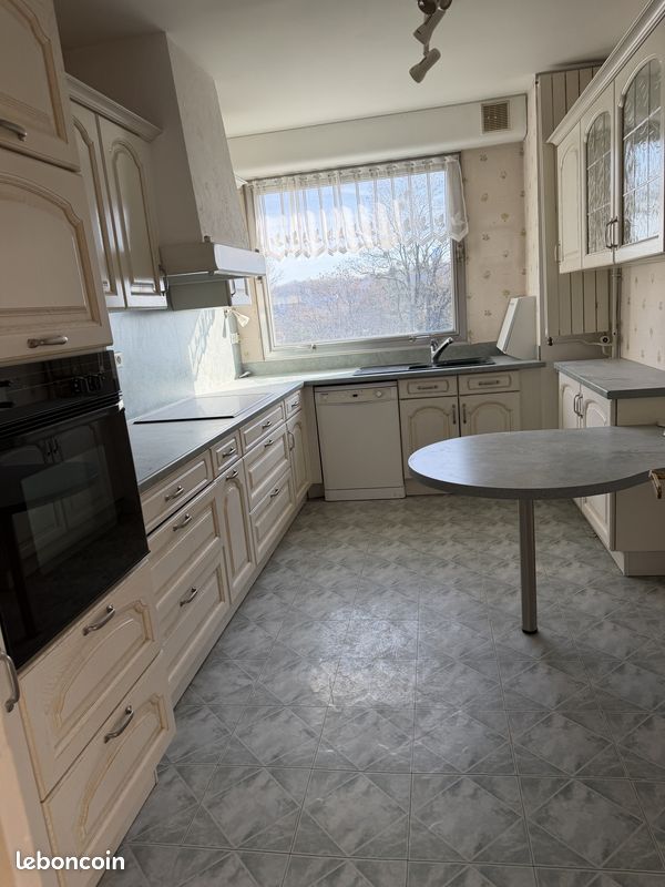 Appartement 6 pièces 126 m² · à Montbéliard · 126 m² · 123 000 €