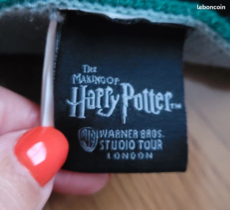 Écharpe Harry Potter Serpentard/Slytherin - Vert Avec écusson - Unisexe, Neuve Avec étiquettes