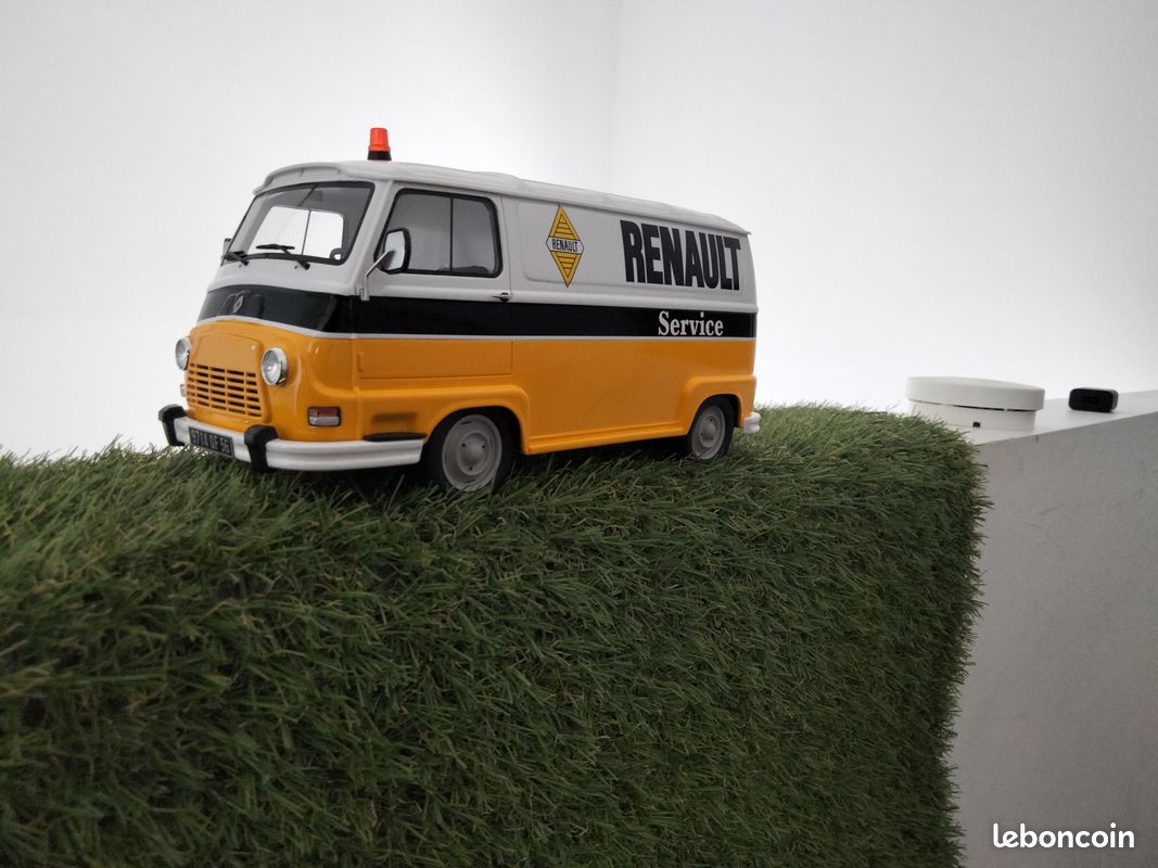 Renault Estafette  Assistance Renault Service  1974 1/18 OTTOMOBILE