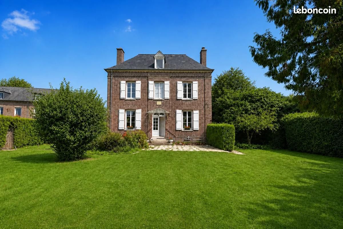Maison 6 pièces 131 m² · à Yerville · 131 m² · 292 000 €