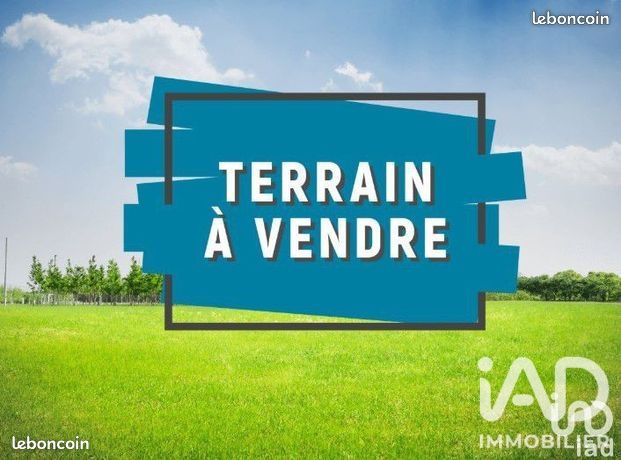 Terrain 448 m² · à Sainte-Suzanne-et-Chammes · 448 m² · 25 000 €