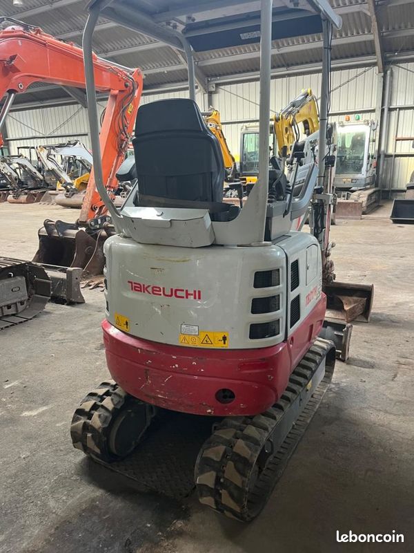 Takeuchi tb217r (image 4)