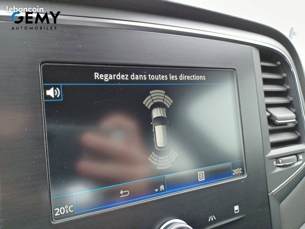 RENAULT Mégane IV Berline Blue dCi 115 Business (image 19)