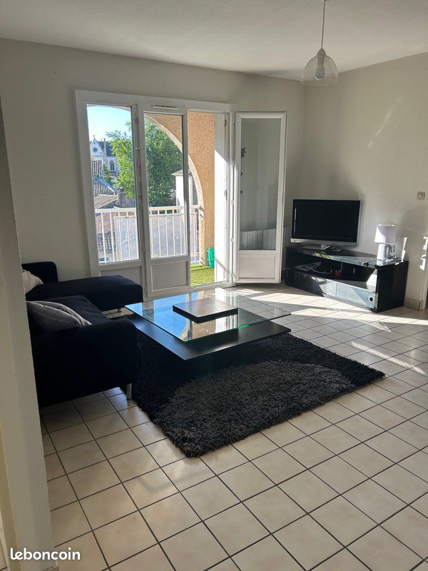 Appartement 2 pièces 46 m² · à Vals-les-Bains · 46 m² · 570 €