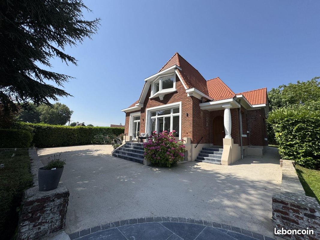 Maison 6 pièces 154 m² · à Cassel · 154 m² · 466 500 €