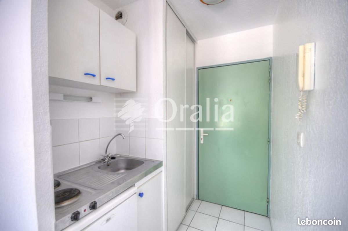 Appartement 1 pièce 18 m² · à Montpellier · 18 m² · 527 €