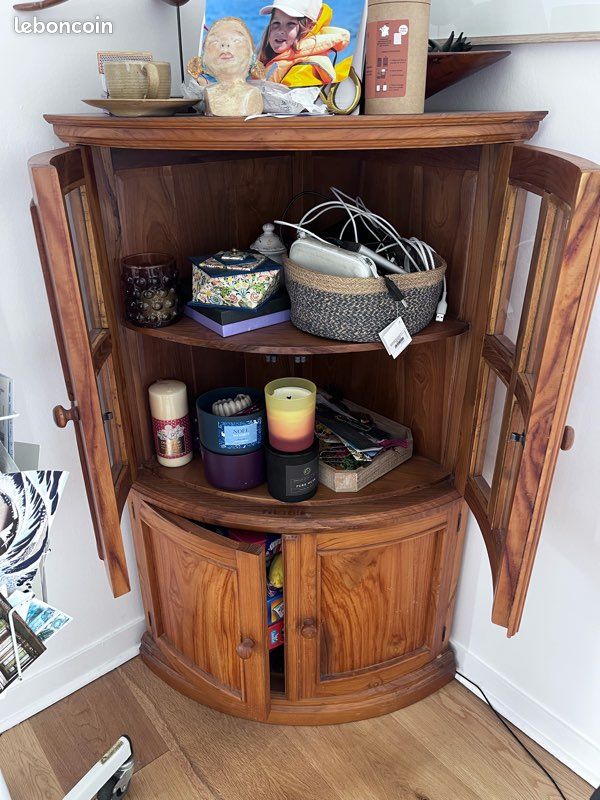 Petit meuble d’appoint en teck (image 2)