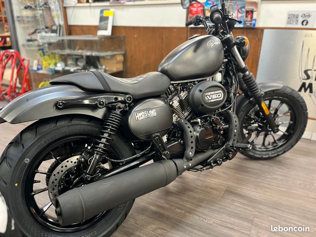 HOT 125 Cm3 Bobber Hyosung 125 Hyosung 125 Bobber Motos