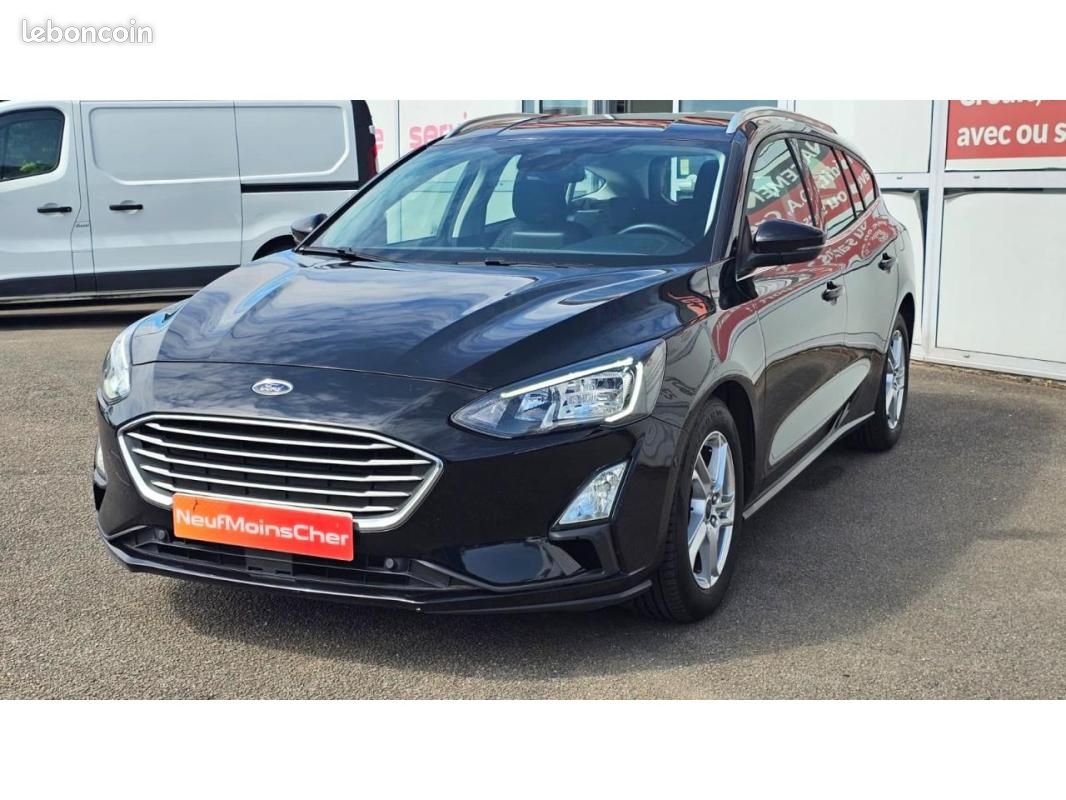 Ford Focus SW Connected 1.5 EcoBlue 120cv BVA inclus Camera de Recul + Attelage + Avertisseur ang... (image 20)