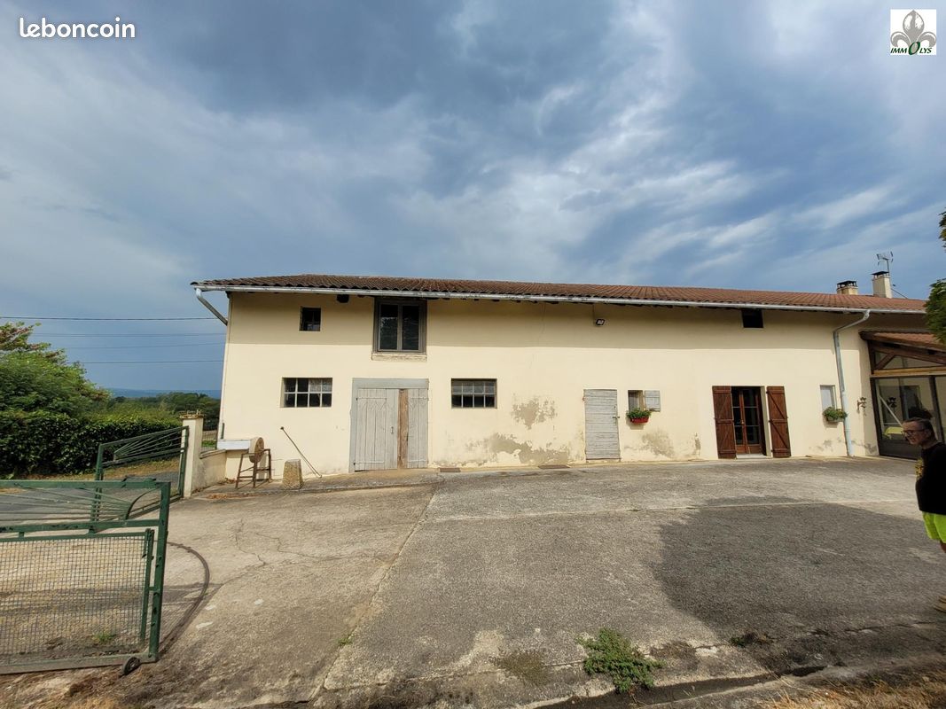 Maison 7 pièces 170 m² · à Pont-de-Vaux · 170 m² · 246 000 €