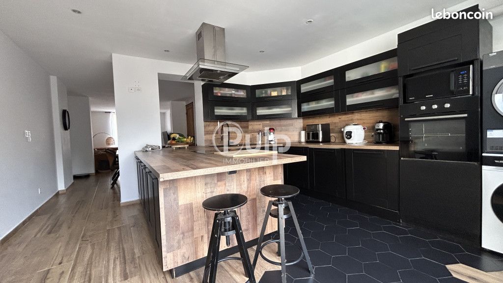 Maison 5 pièces 104 m² · à Méricourt · 104 m² · 189 900 €
