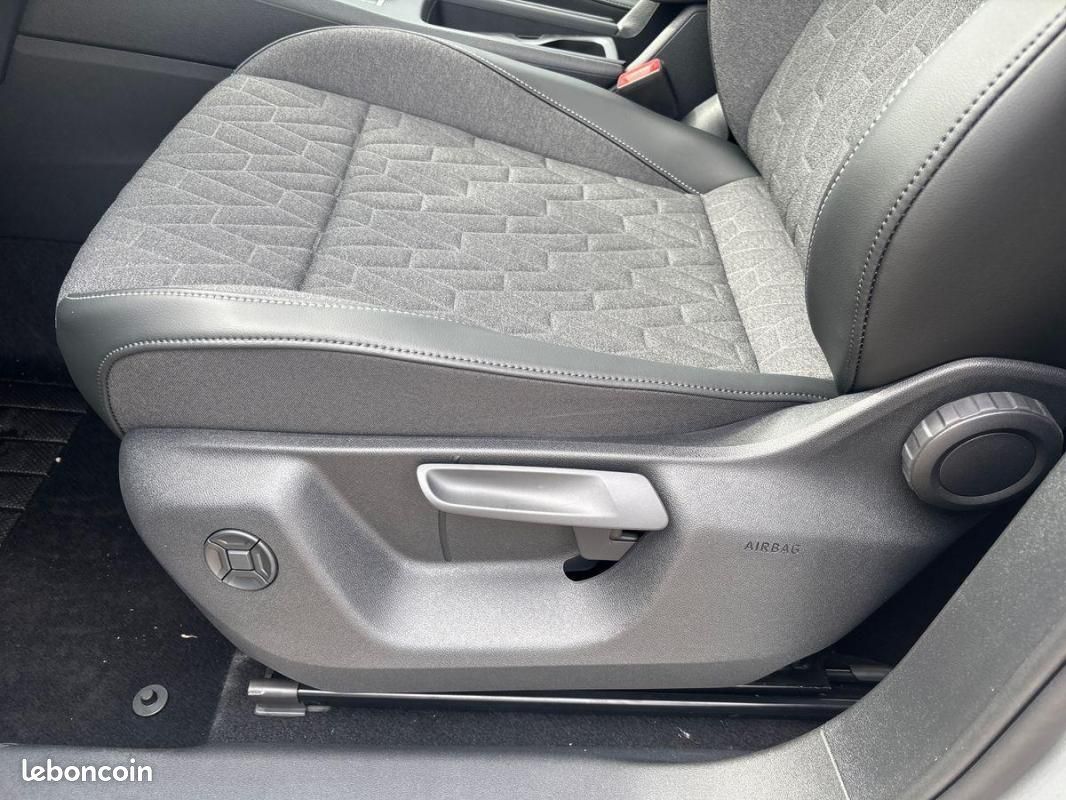 Volkswagen Tiguan NOUVEAU 1.5 EHYBRID 204CH DSG6 LI (image 14)