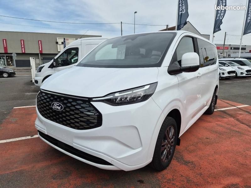 Ford Tourneo Custom 340 L1H1 Electrique 218ch 71kWh Titanium (image 1)
