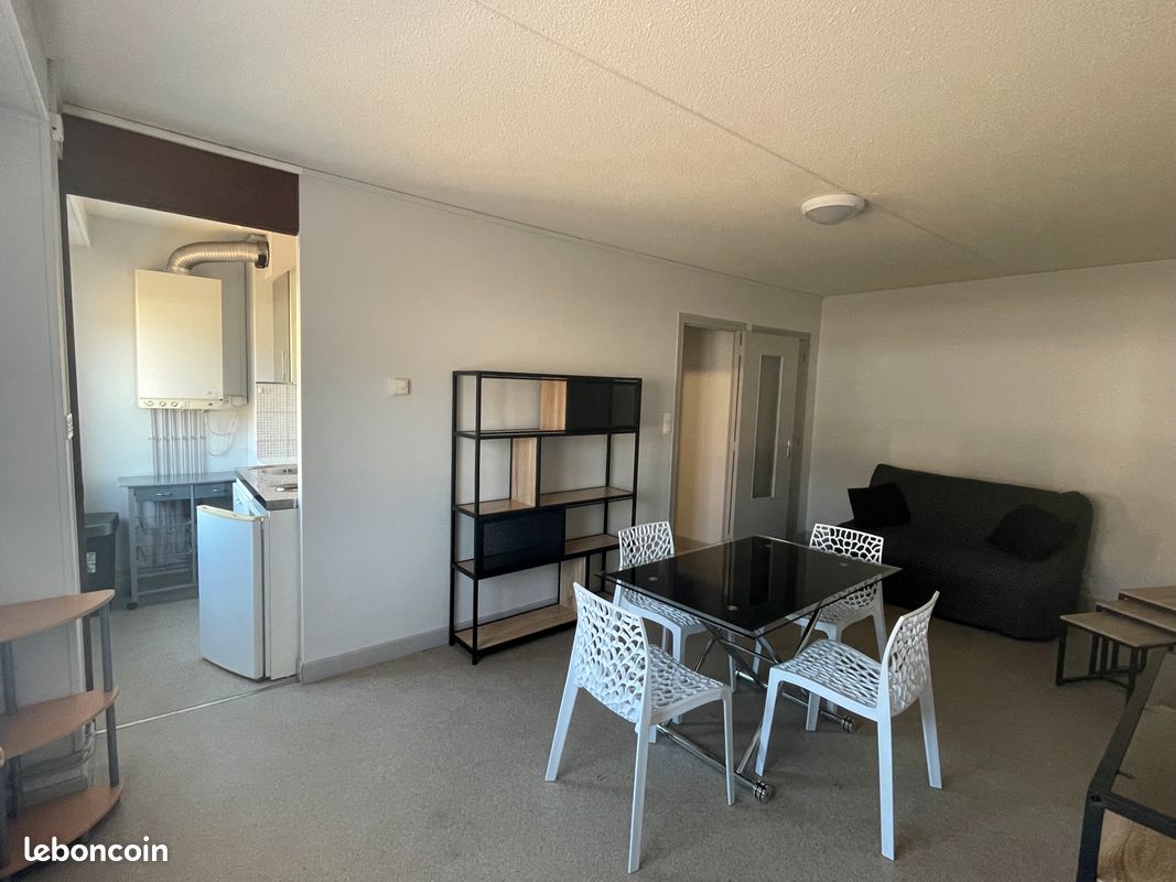Appartement 1 pièce 27 m² · à Tulle · 27 m² · 370 €