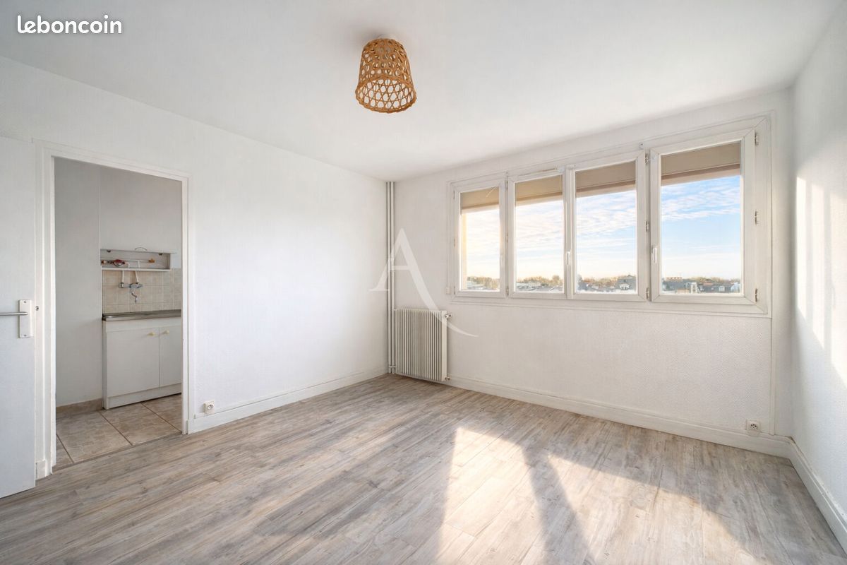 Appartement 3 pièces 52 m² · à Saint-Maurice · 52 m² · 250 000 €