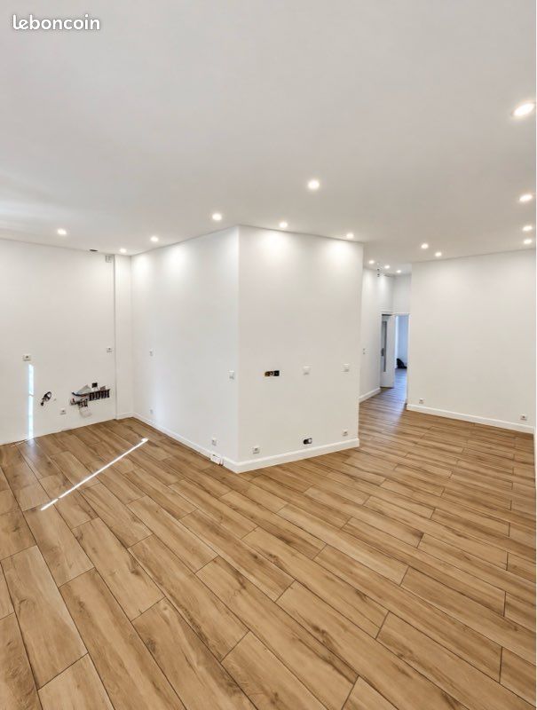 Appartement 3 pièces 63 m² · à Marseille · 63 m² · 215 000 €