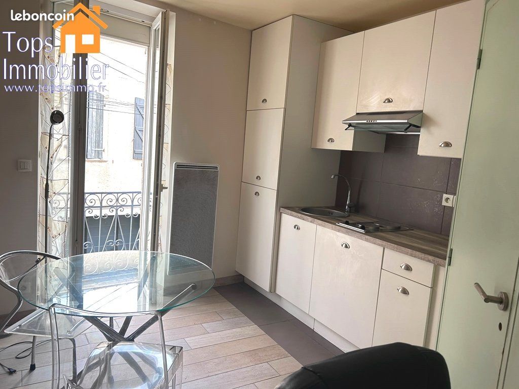 Appartement 1 pièce 16 m² · à Villefranche-de-Rouergue · 16 m² · 320 €/mois