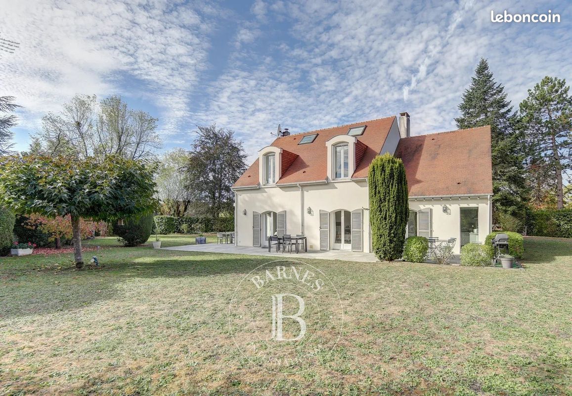 Maison 7 pièces 220 m² · à Noisy-le-Roi · 220 m² · 1 190 000 €