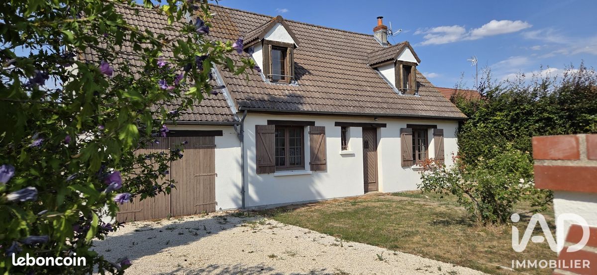 Maison 5 pièces 110 m² · à Saint-Péravy-la-Colombe · 110 m² · 189 000 €